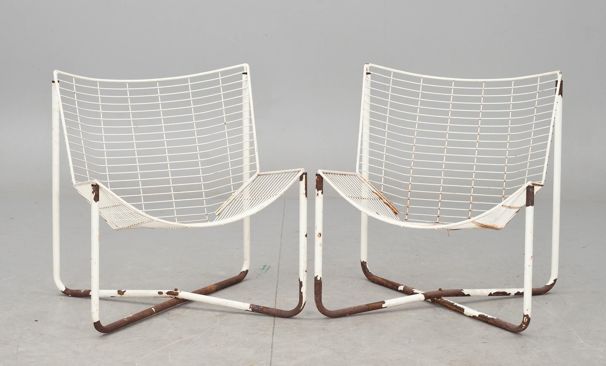 FÅTÖLJER, ett par, 1960/70-tal.