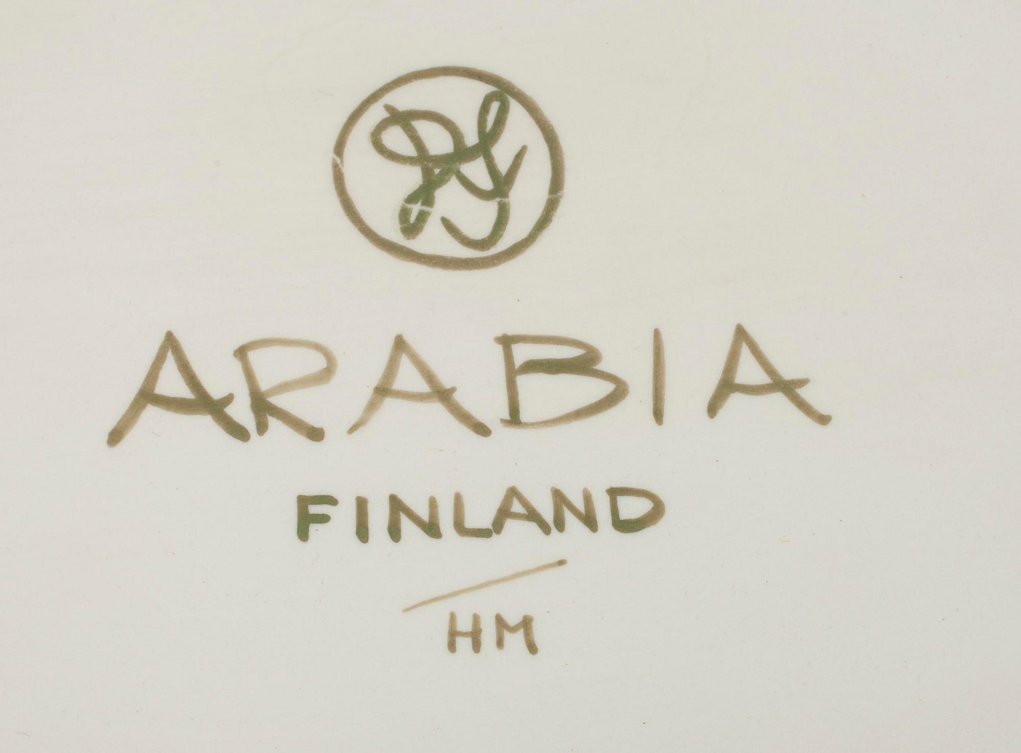 KAROTT samt SERVERINGSFAT, porslin, design Dorrit von Fieandt, signerade, Arabia Pro Arte 1988.