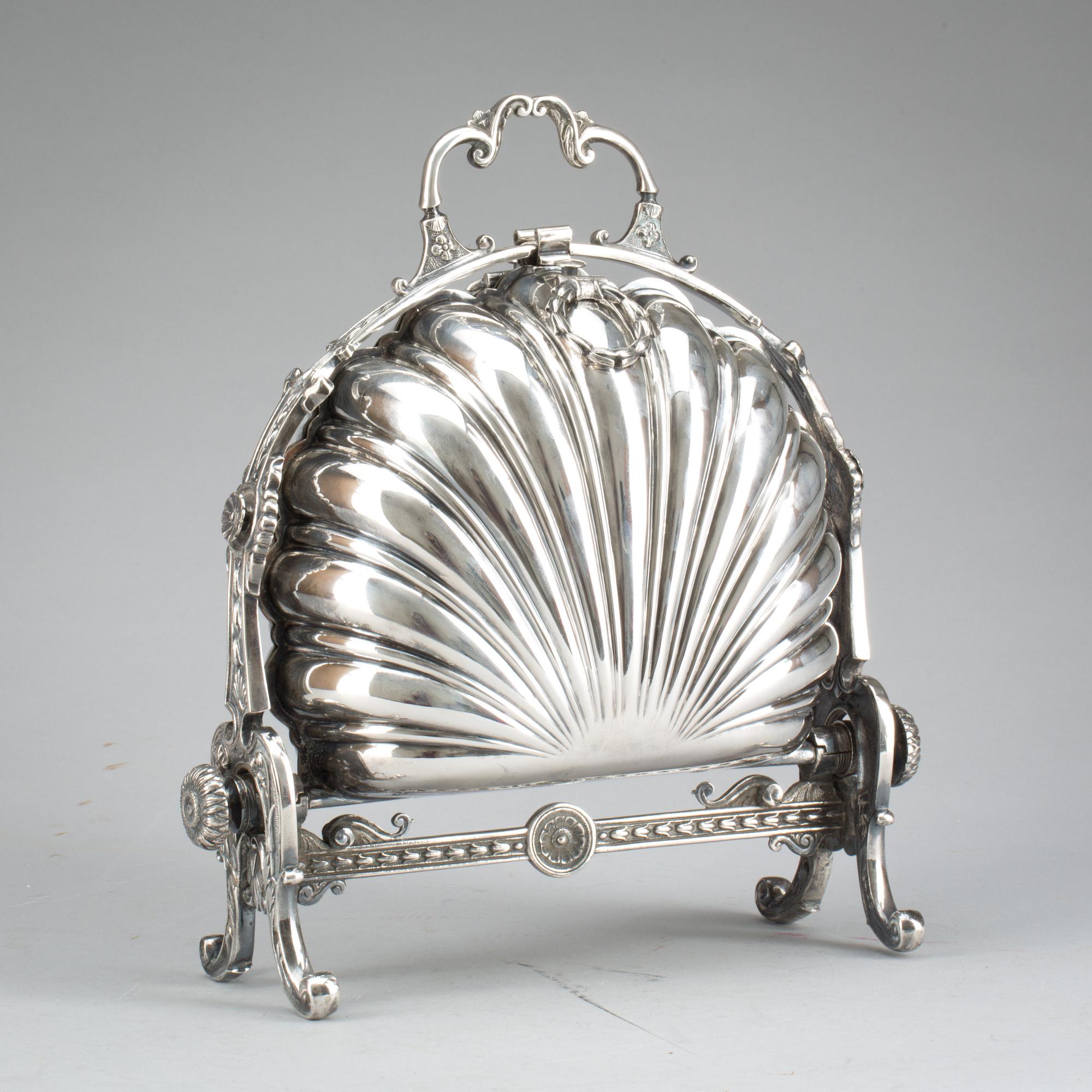 BISCUITWARMER, nysilver. England, 1800-talets slut.