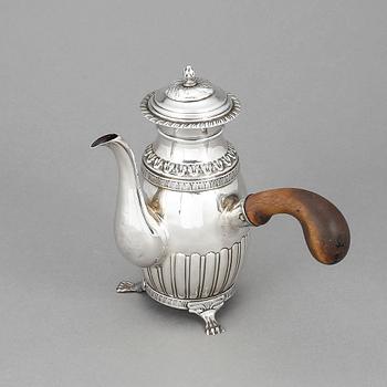 KAFFEKANNA, silver, Jacob Lenholm, Stockholm, 1837. Total vikt 257 g.