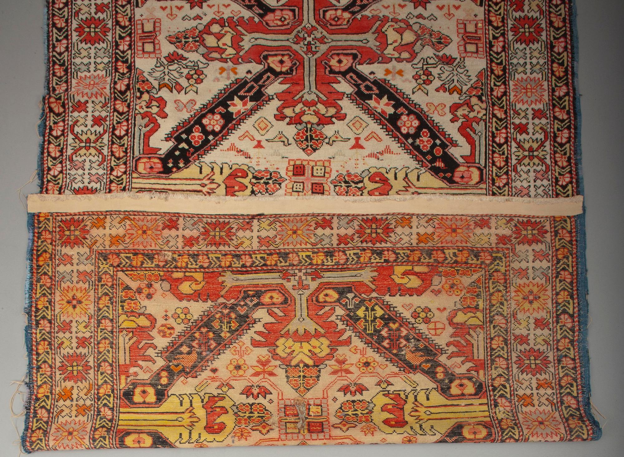MATTA, Kaukasien 1900-talets början. 334 x 157 cm.