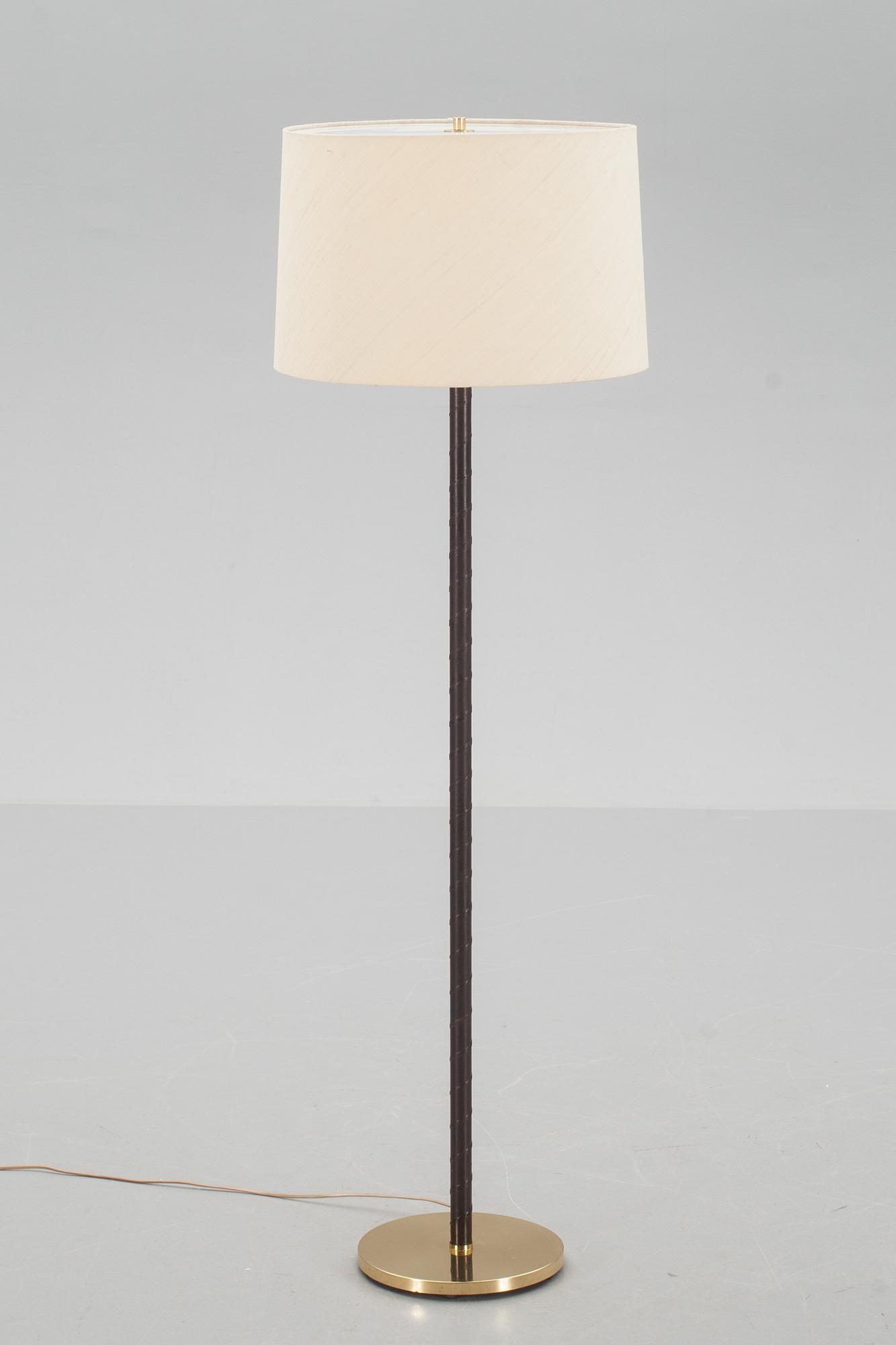 GOLVLAMPA, 1900-talets andra hälft.