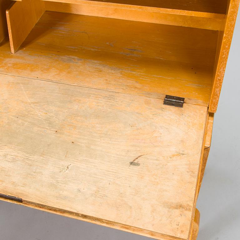 Alvar Aalto, a 1934 secretary desk model 802 for O.Y. Huonekalu- ja Rakennustyötehdas A.B.