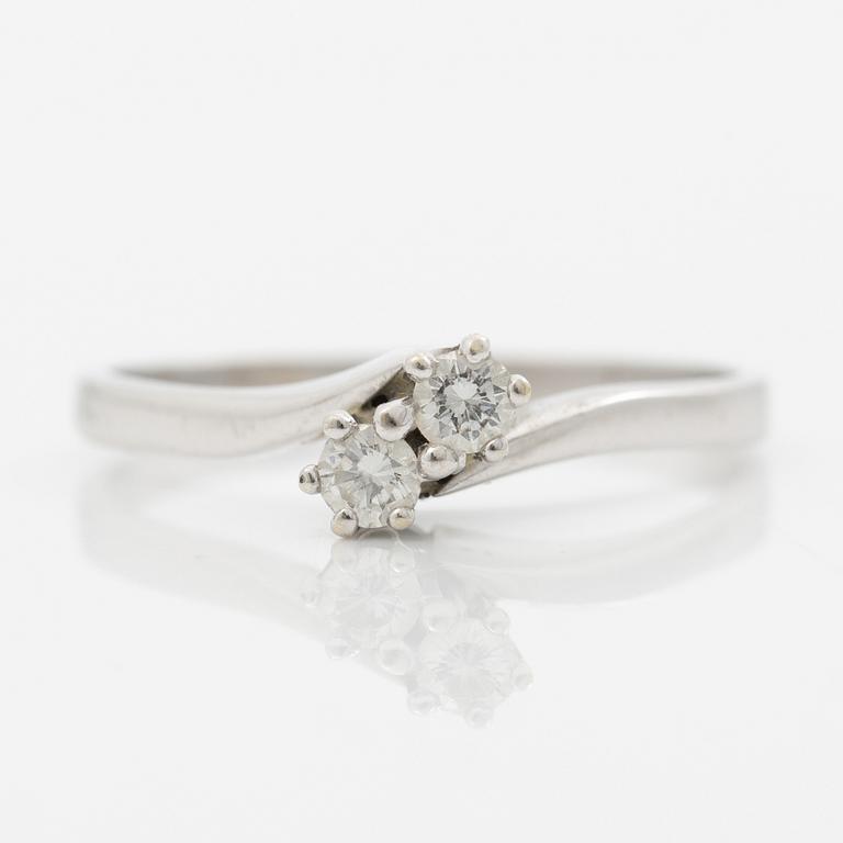 Ring, syskonring, 18K vitguld med briljantslipade diamanter.