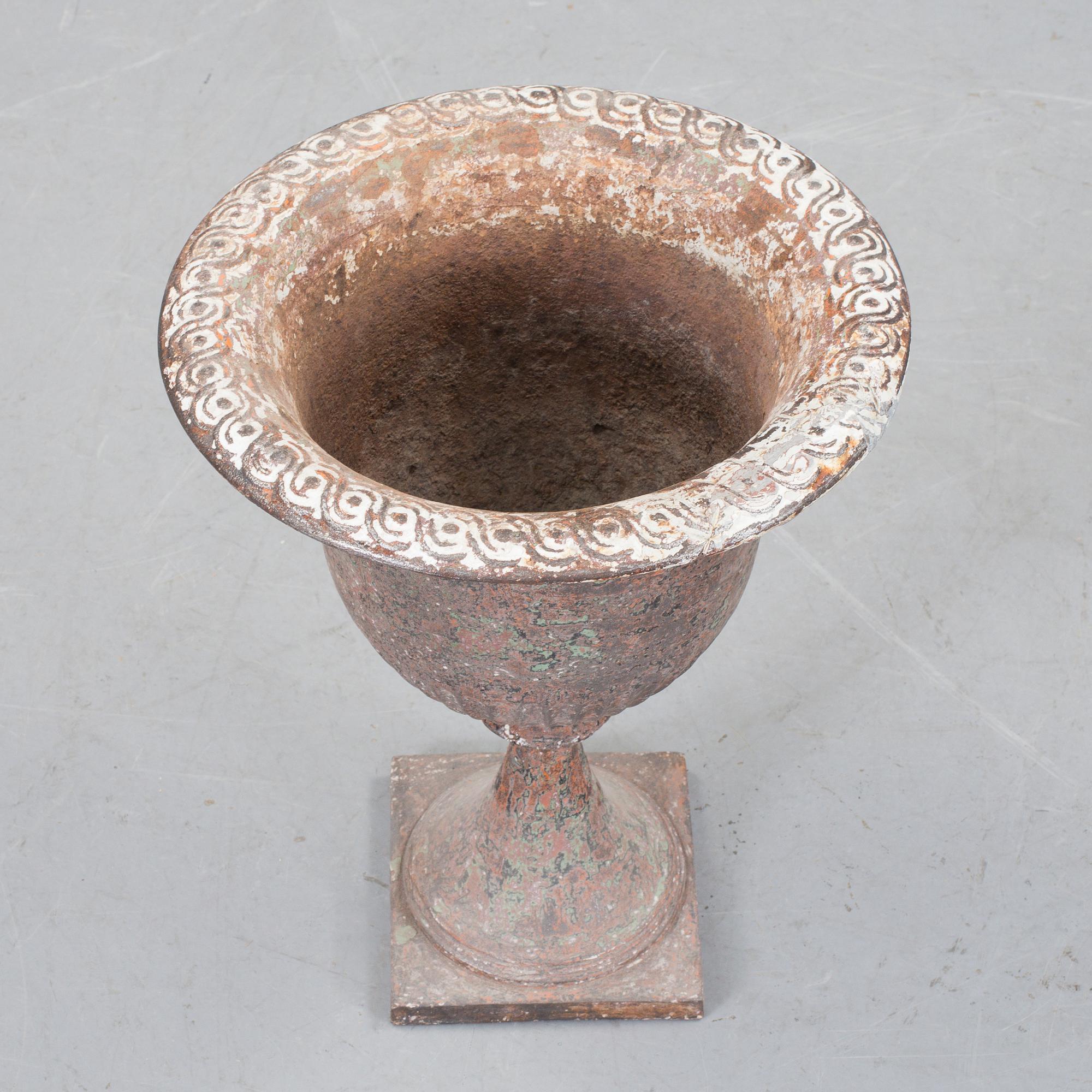 TRÄDGÅRDSURNA, gjutjärn, 1800/1900-tal.