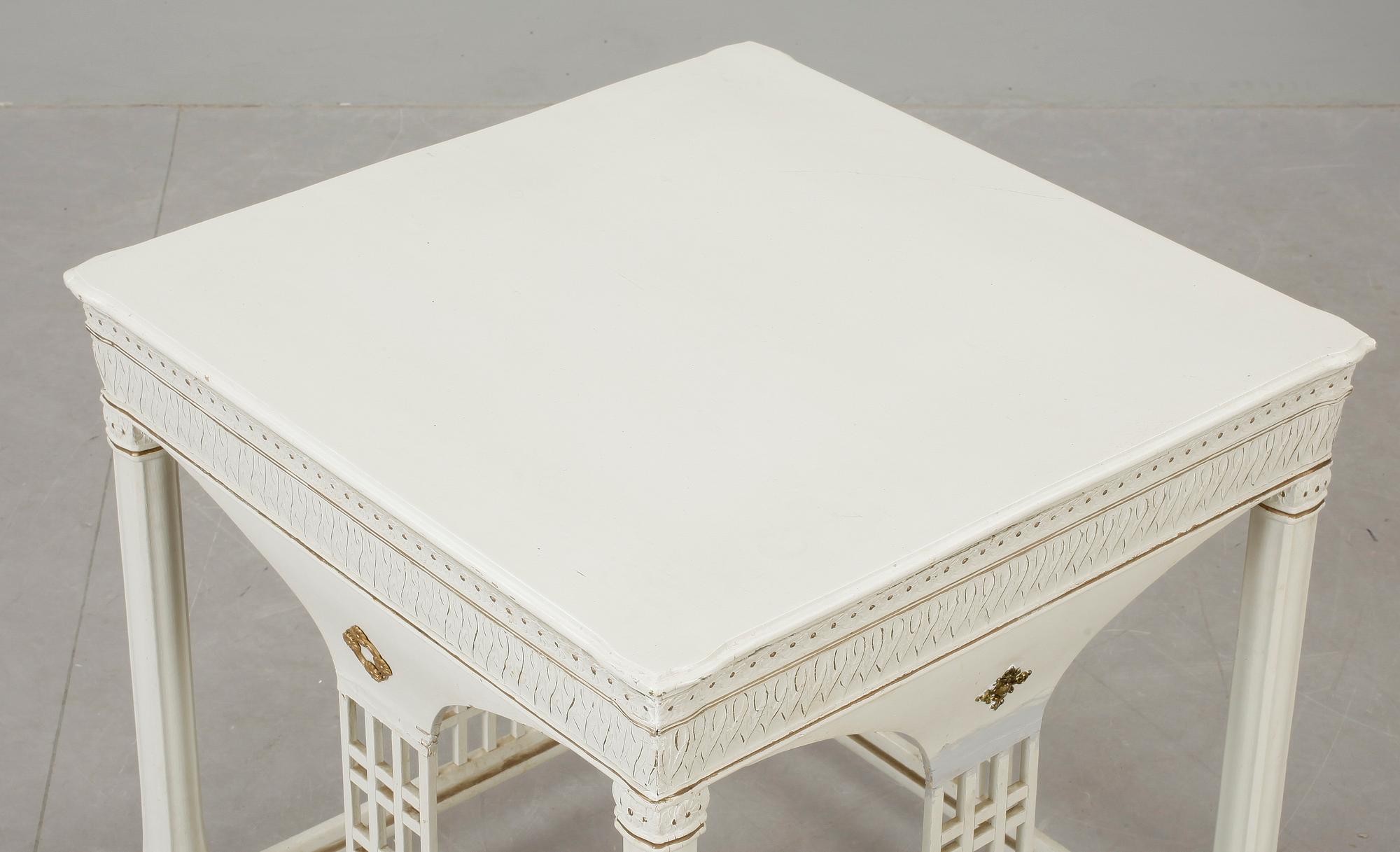 BORD, gustaviansk stil, 1900-talets mitt.