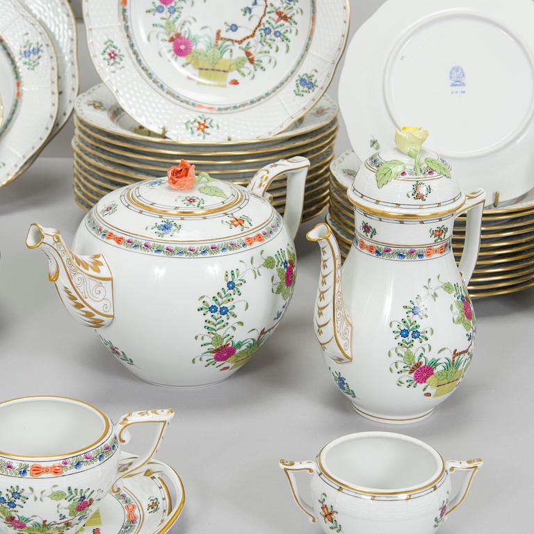 Herend, matservis, 100 delar, porslin, "Indian Basket" Ungern.