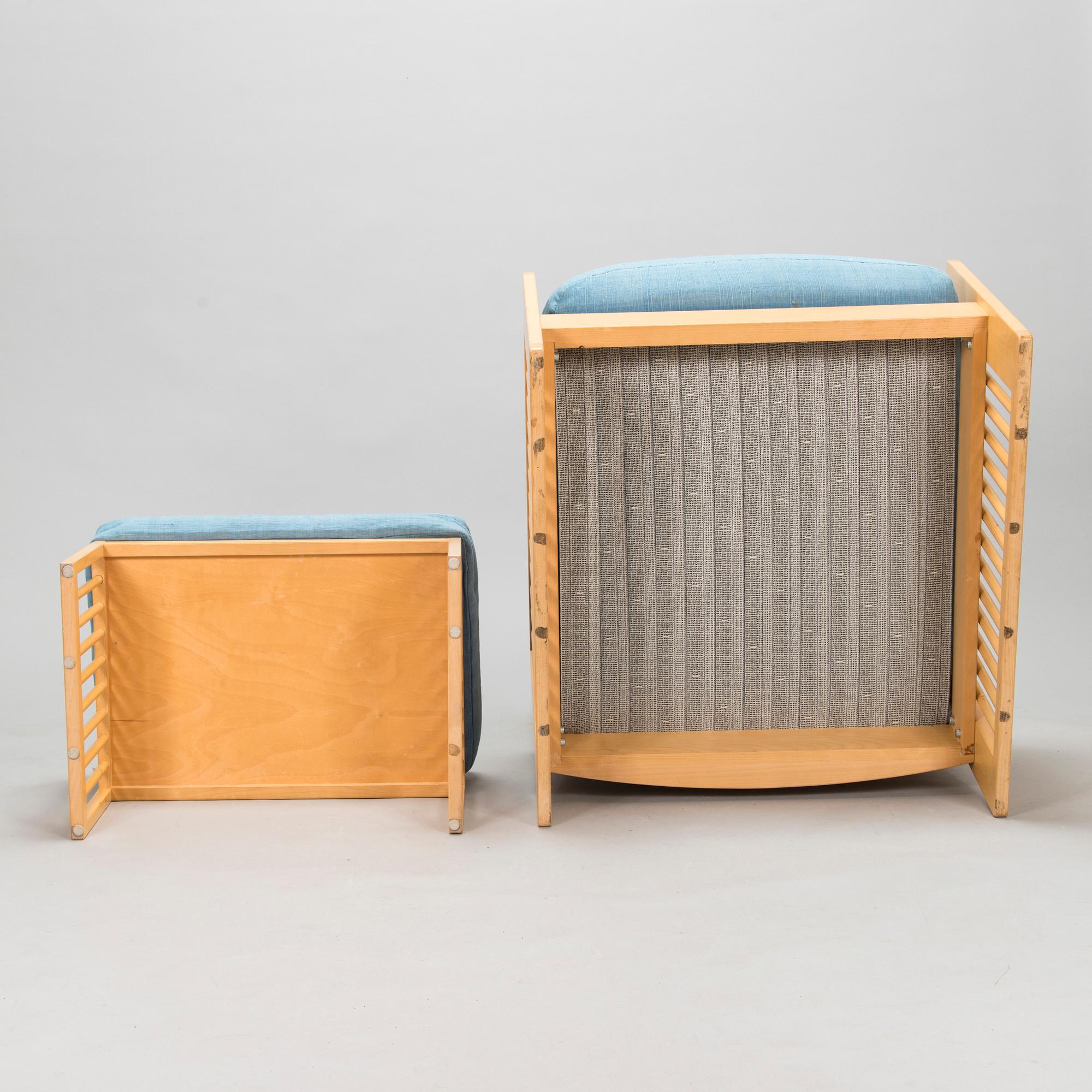 Ben af Schultén, fåtölj modell 444 och fotpall, modell 445, Artek 1900-talets slut.