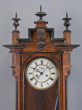 SKÅPSUR, nyrenässans, 1800-talets andra hälft.