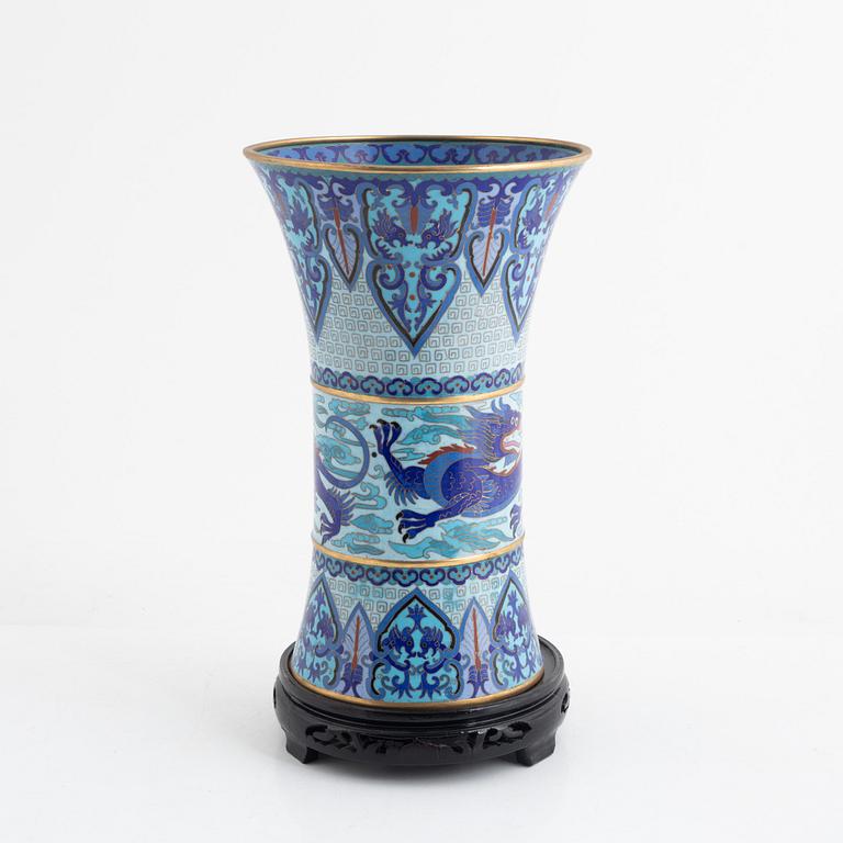 A cloisonné vase, China, 20th/21st century.