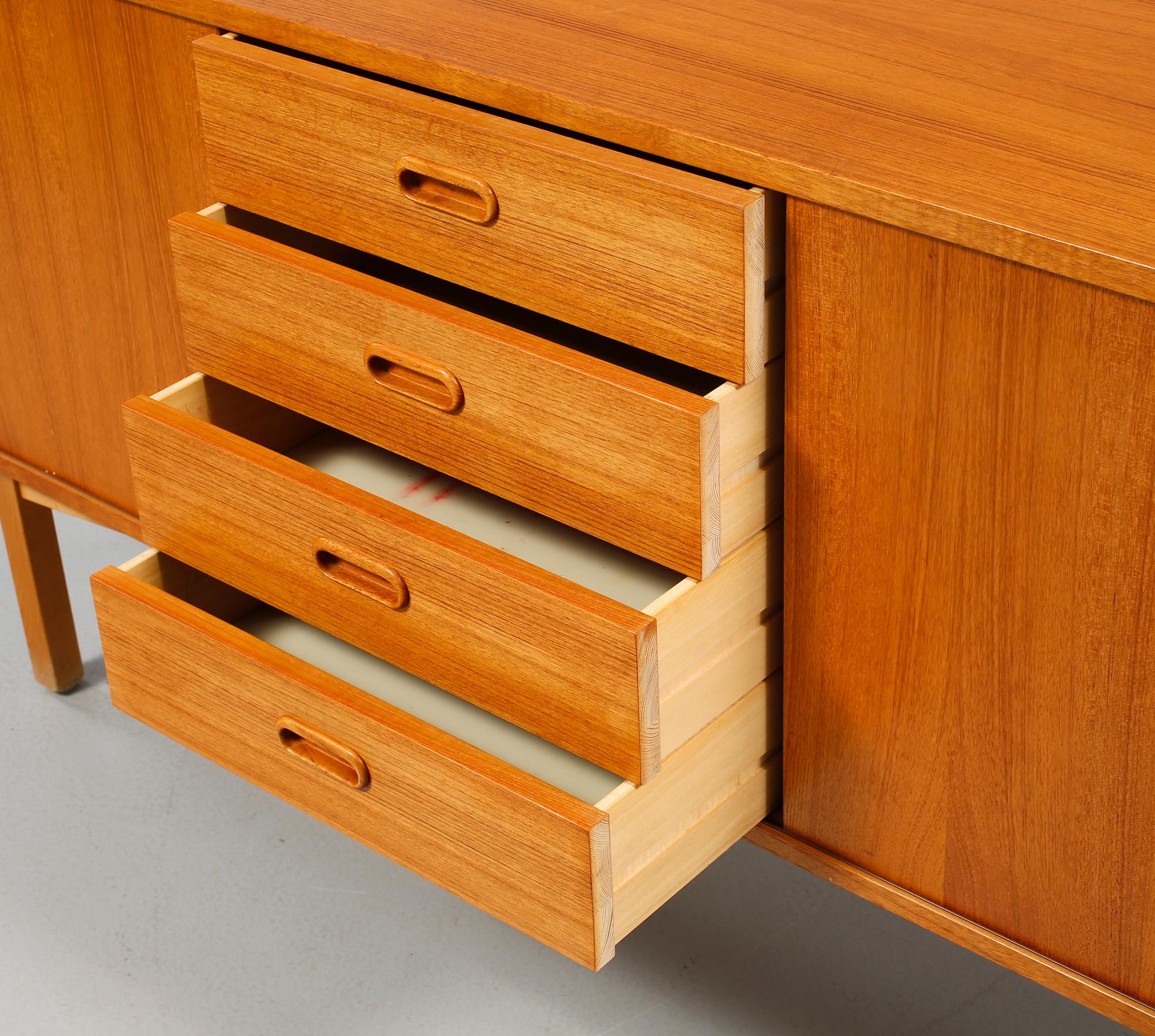 SIDEBOARD, Sverige, 1950-tal.
