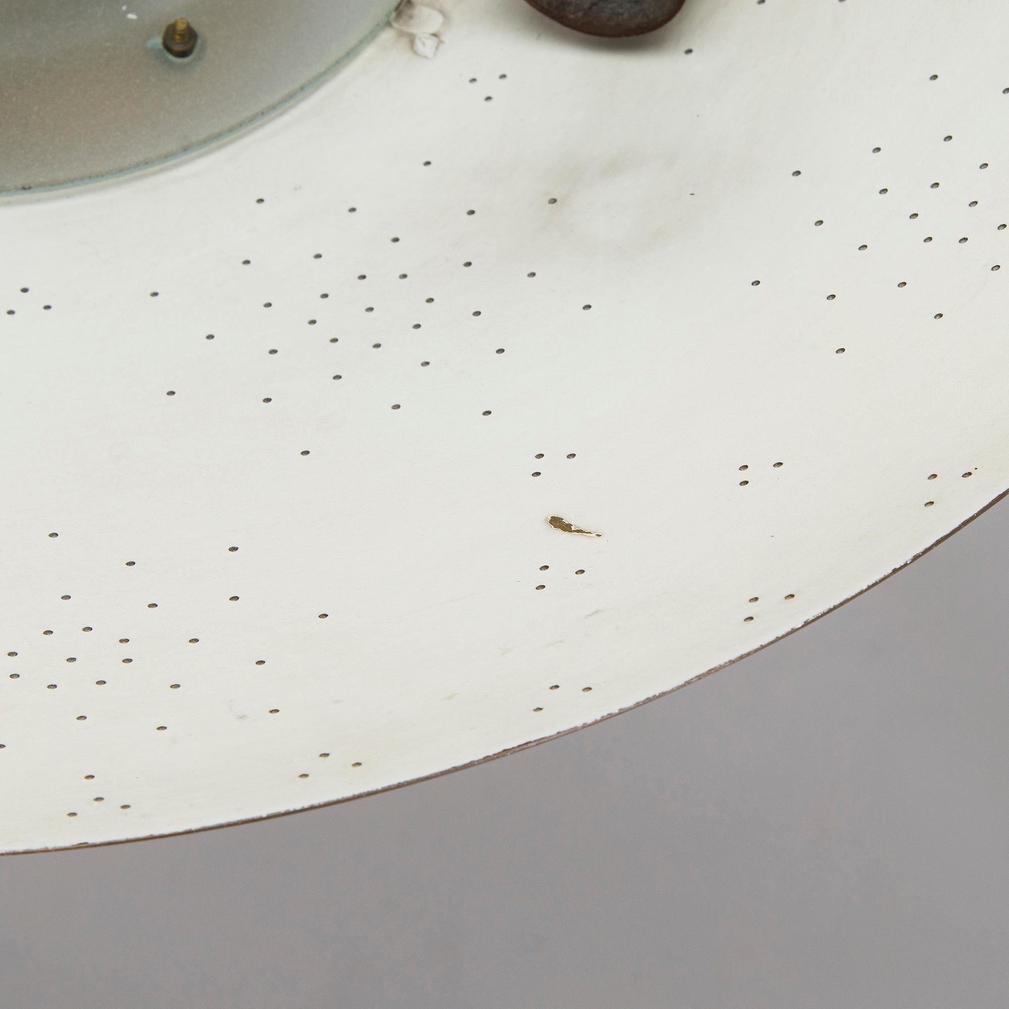 Paavo Tynell, a mid-20th-century '9060' pendant light for Taito, Finland.