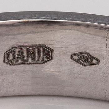 An 18K gold ring with diamonds ca. 0.44 ct in total.