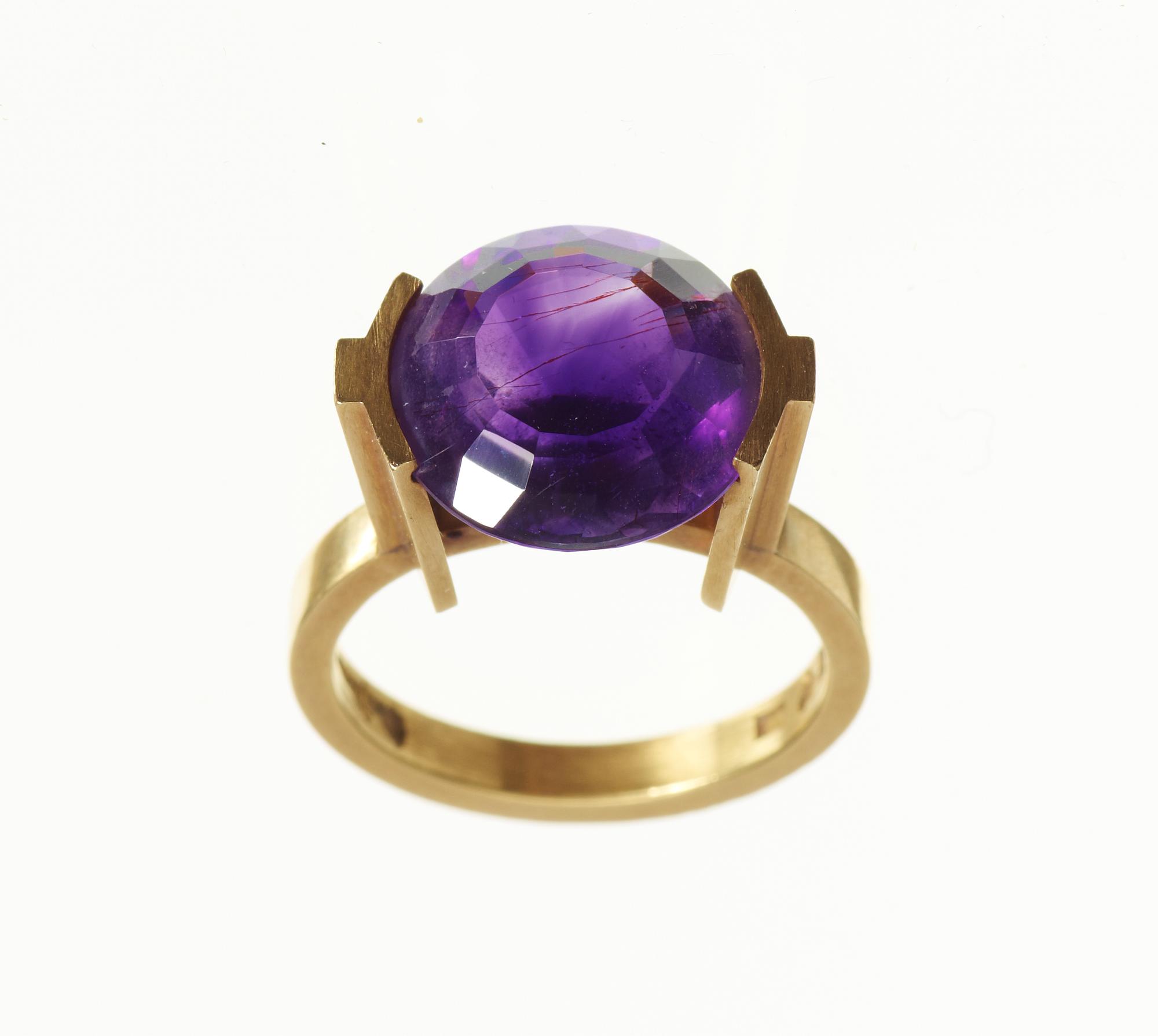 Wiwen Nilsson, A Wiwen Nilsson 18k gold ring, Lund 1966,