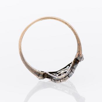 RING, gammal- och rosenslipade diamanter, guld och silver.
