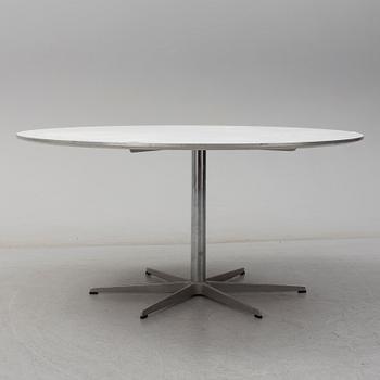 ARNE JACOBSEN, bord, för Fritz Hansen Danmark 1900-talets senare del.