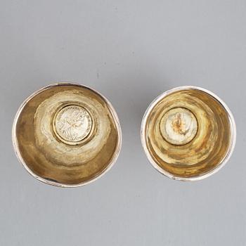 Two swedish 18th century silver beakers,  Thomas Beckman dy, Örebro, and Henrik Köhler, Vadstena.