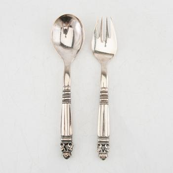 Johan Rohde serving utensils 1 pair "Konge/Acorn" silver for Georg Jensen Denmark, second half of the 20th century.