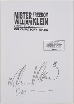 William Klein, ”Mister Freedom koffert - full set edition”, 2020.