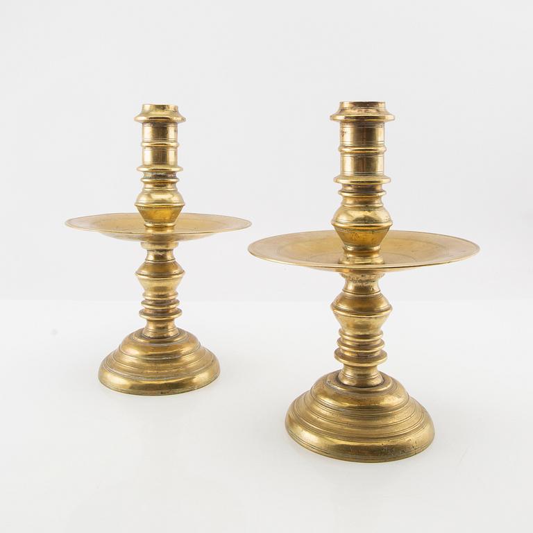 Candlesticks, a pair of "Heemskerk" Dutch baroque model, 16th/17th century.