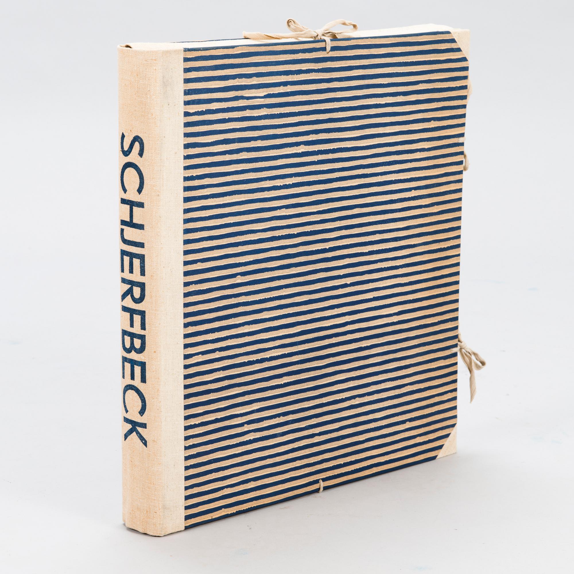 A portfolio with 48 prints from 1945.