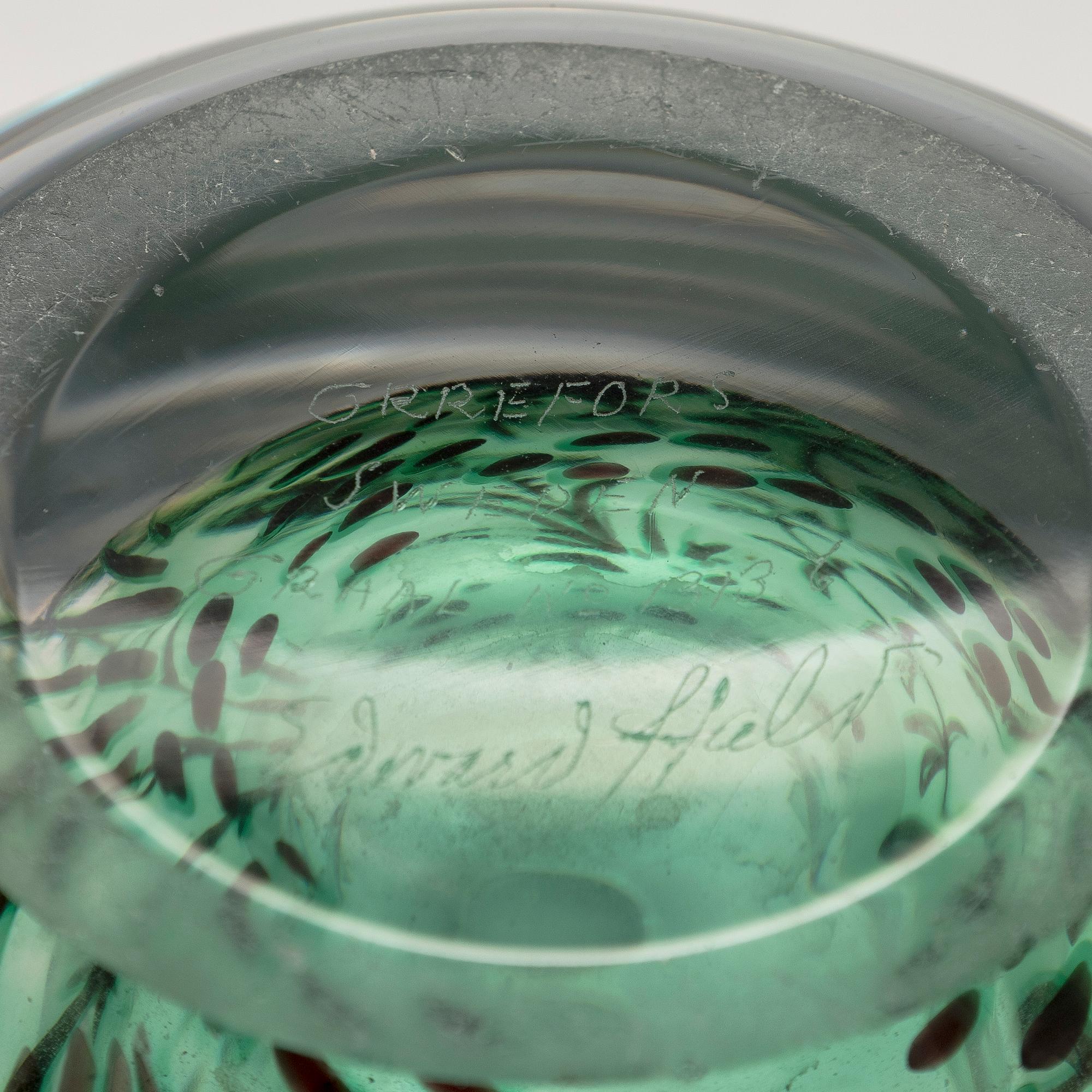 Edward Hald, vas, "Fiskgraal", signerad.