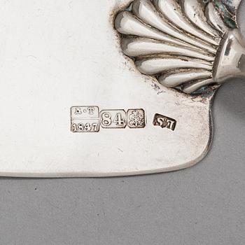 A fish server in silver, maker's mark of Erik Wilhelm Sällström, Saint Petersburg 1847.