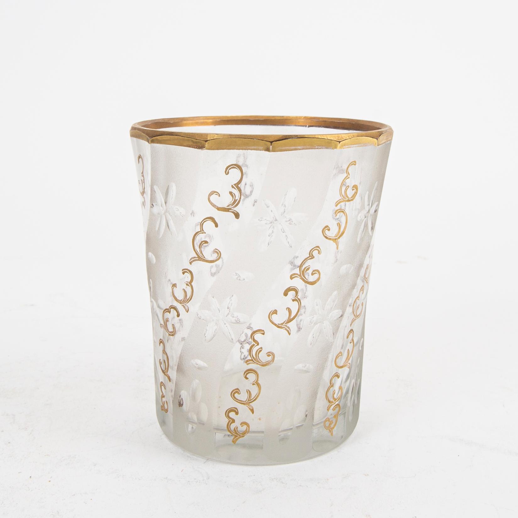 A set of 4+4+2 glasses 20th century.