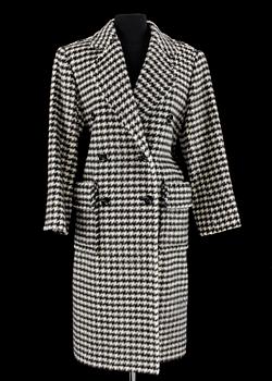 391. A 1984s coat by Yves Saint Laurent.