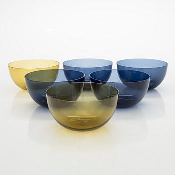 Kaj Franck, serveringsskålar, 2 st, "1329" och dessertskålar, 6 st, "1340", Nuutajärvi, Notsjö.