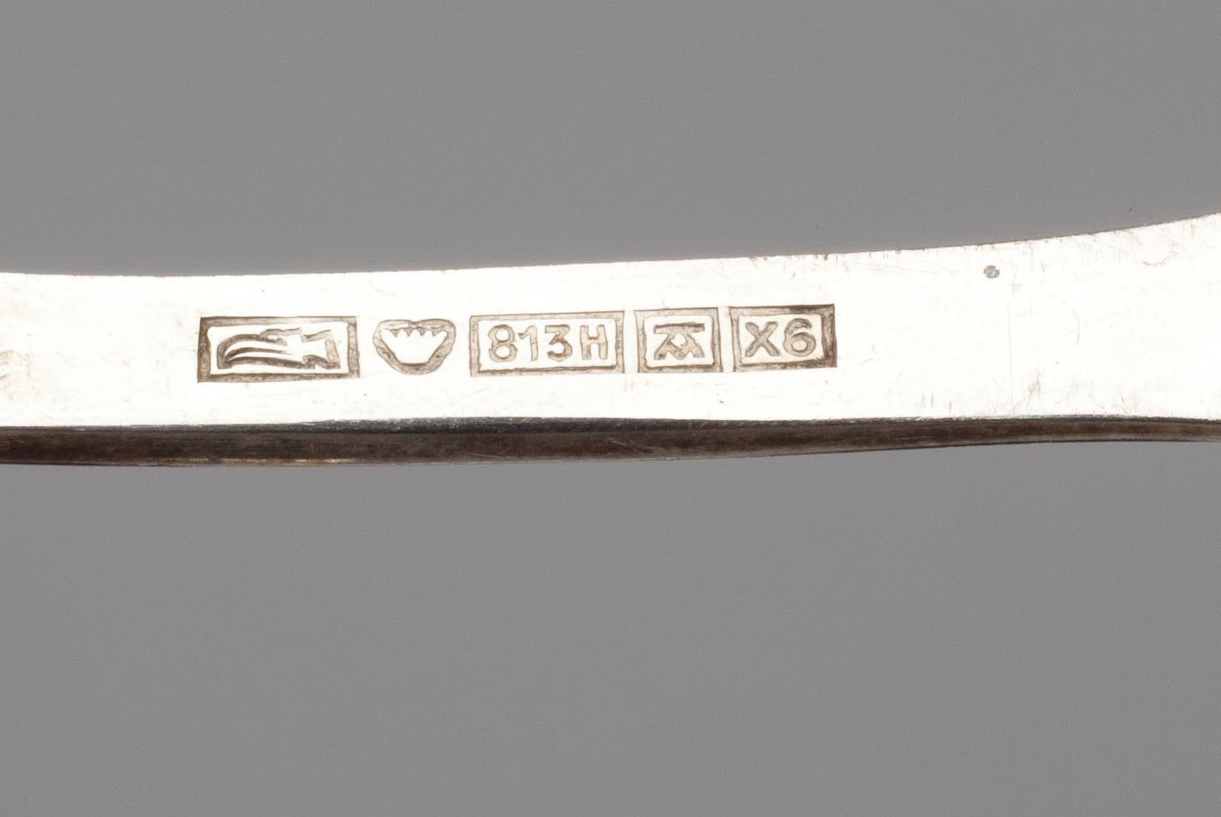 PARTI BESTICK, 11 st, silver, diverse finska stämplar. Vikt ca 214 g.