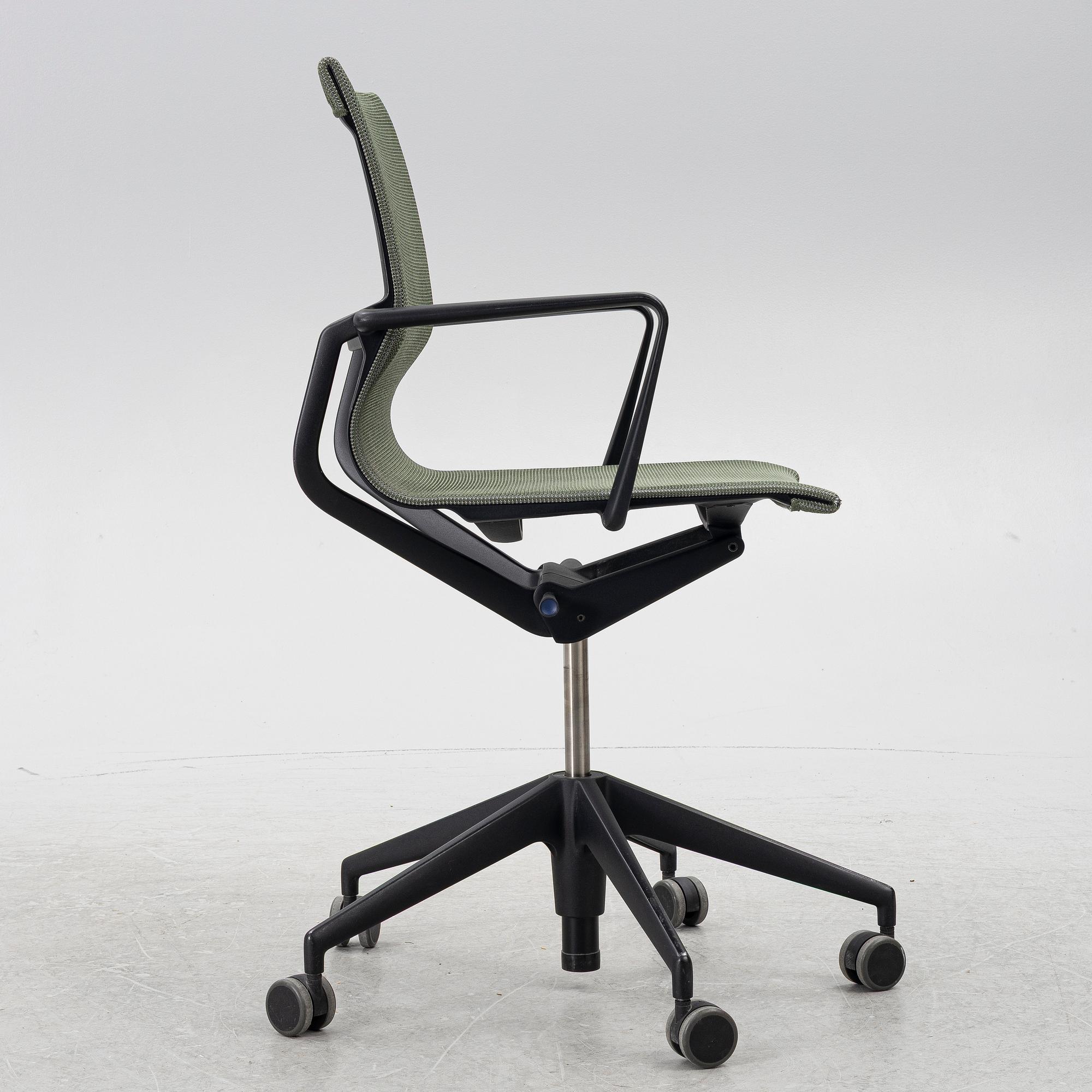 Charles & Ray Eames, kontorsstol "EA 108" för Vitra, 2015.