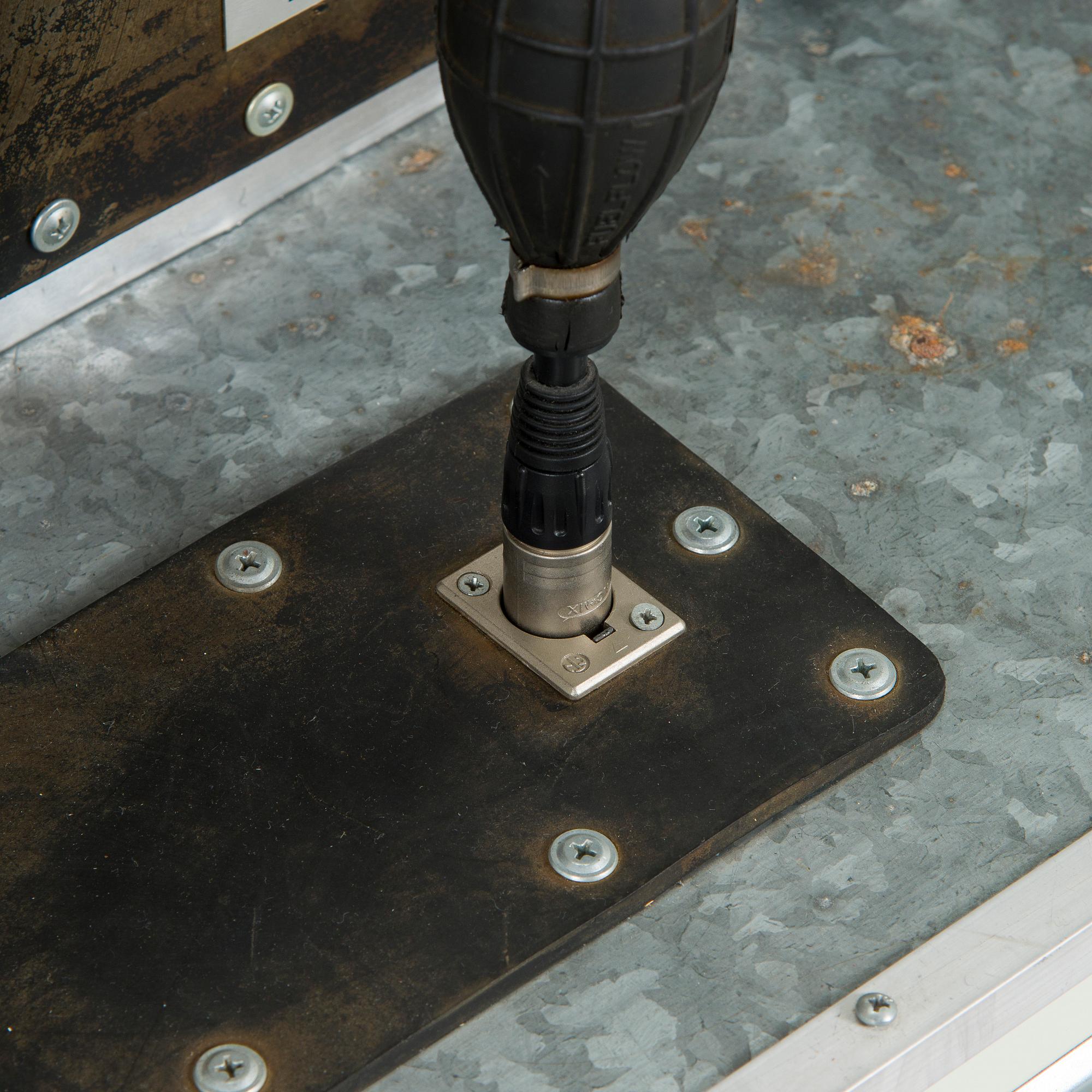 Alvar Gullichsen, "Hot-Spot Non-Standard Orbitizer" & Docent Udo D. Dröppeldorf, Raba Hiff, Bonk Business Inc.