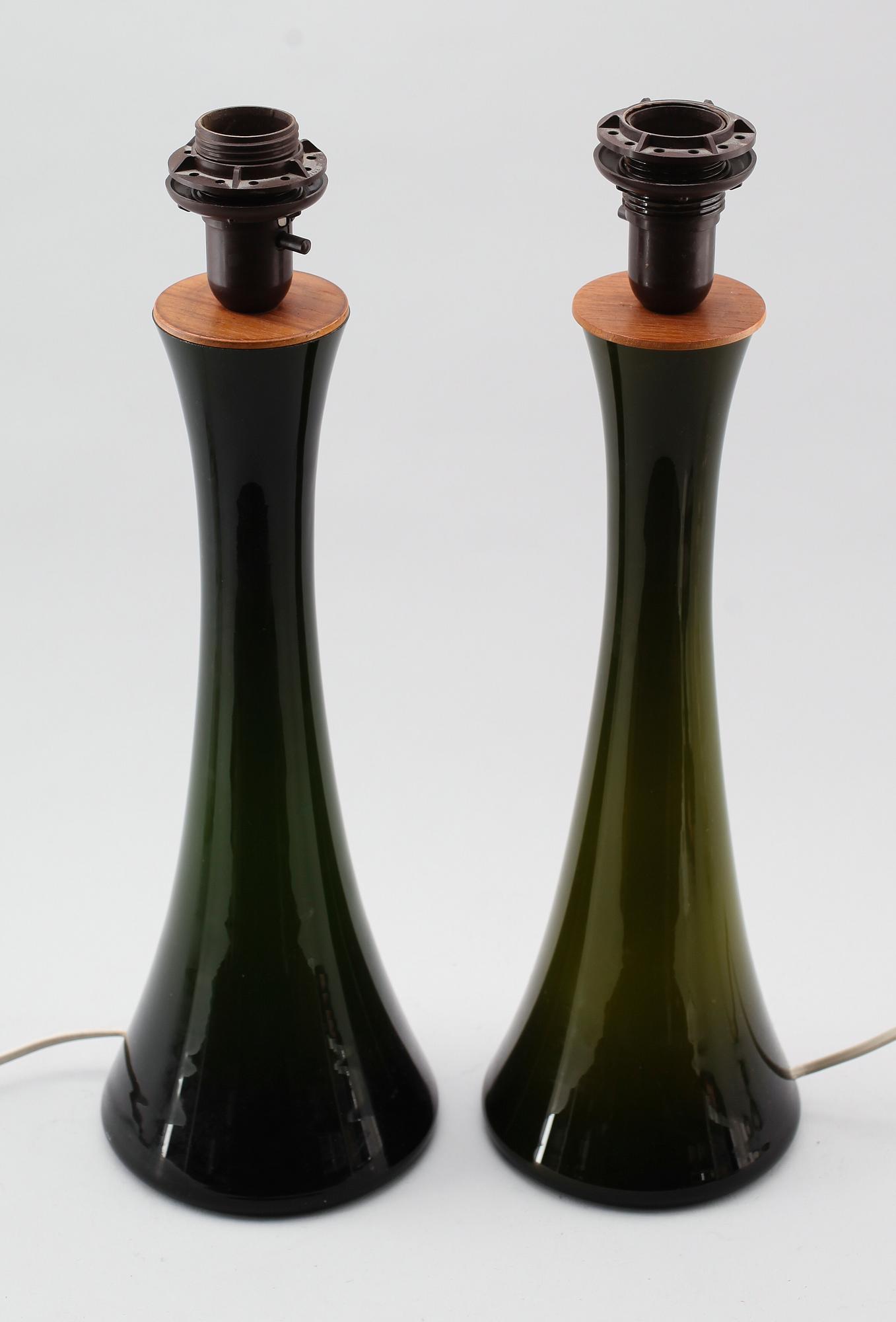BORDSLAMPOR, 2 st, glas, Bergboms, 1960-tal.