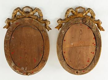 SPEGELLAMPETTER, ett par, gustaviansk stil, 1800-talets slut.