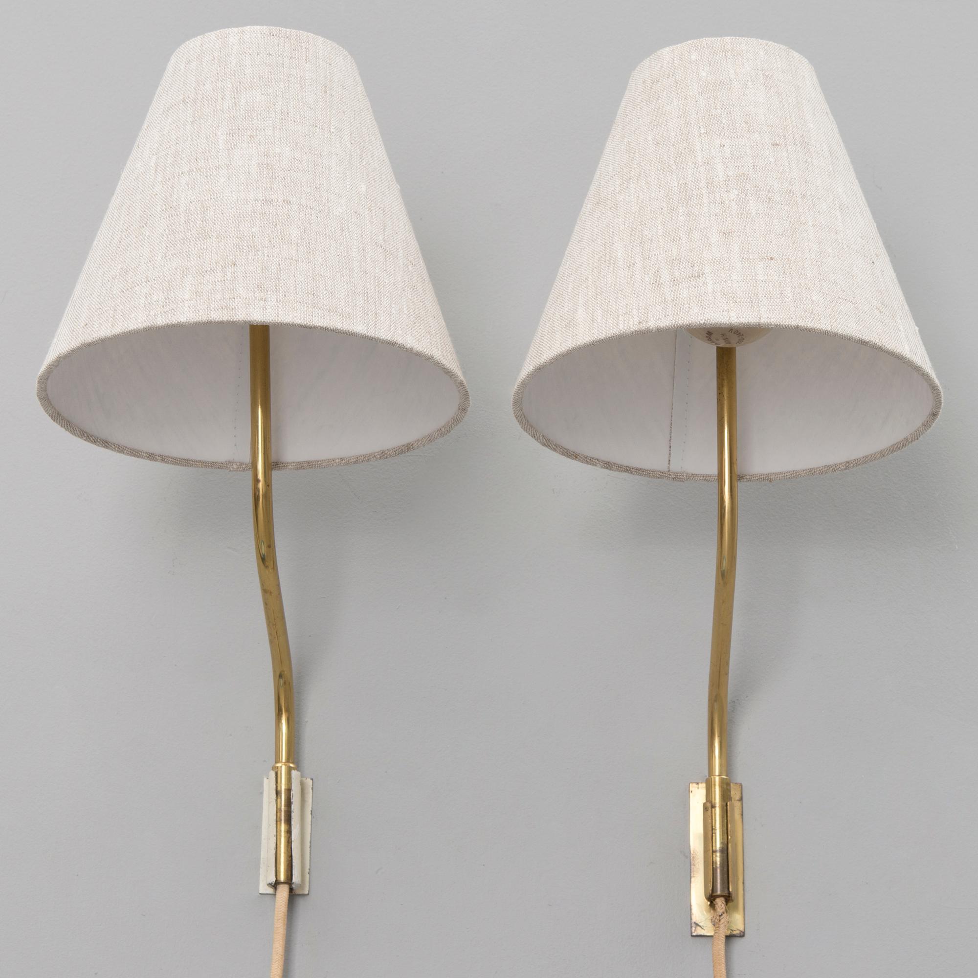 LISA JOHANSSON-PAPE, seinävalaisinpari, malli 3053, Stockmann Orno, 1900-luvun puoliväli.