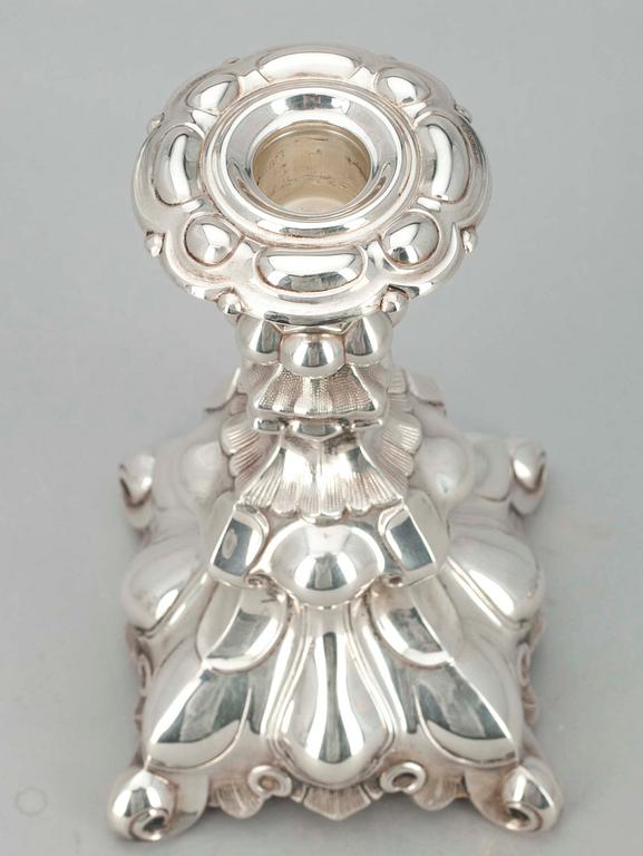 KANDELABER/LJUSSTAKE, silver, Kultakeskus Tavastehus 1984 och 1985. Tot. vikt inkl. fyllning 1304,9 gr.