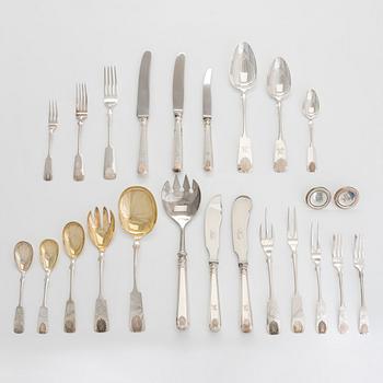 A 138-piece silver cutlery set, with Seashell-decor, Finnish manufacturers,  1927-73.