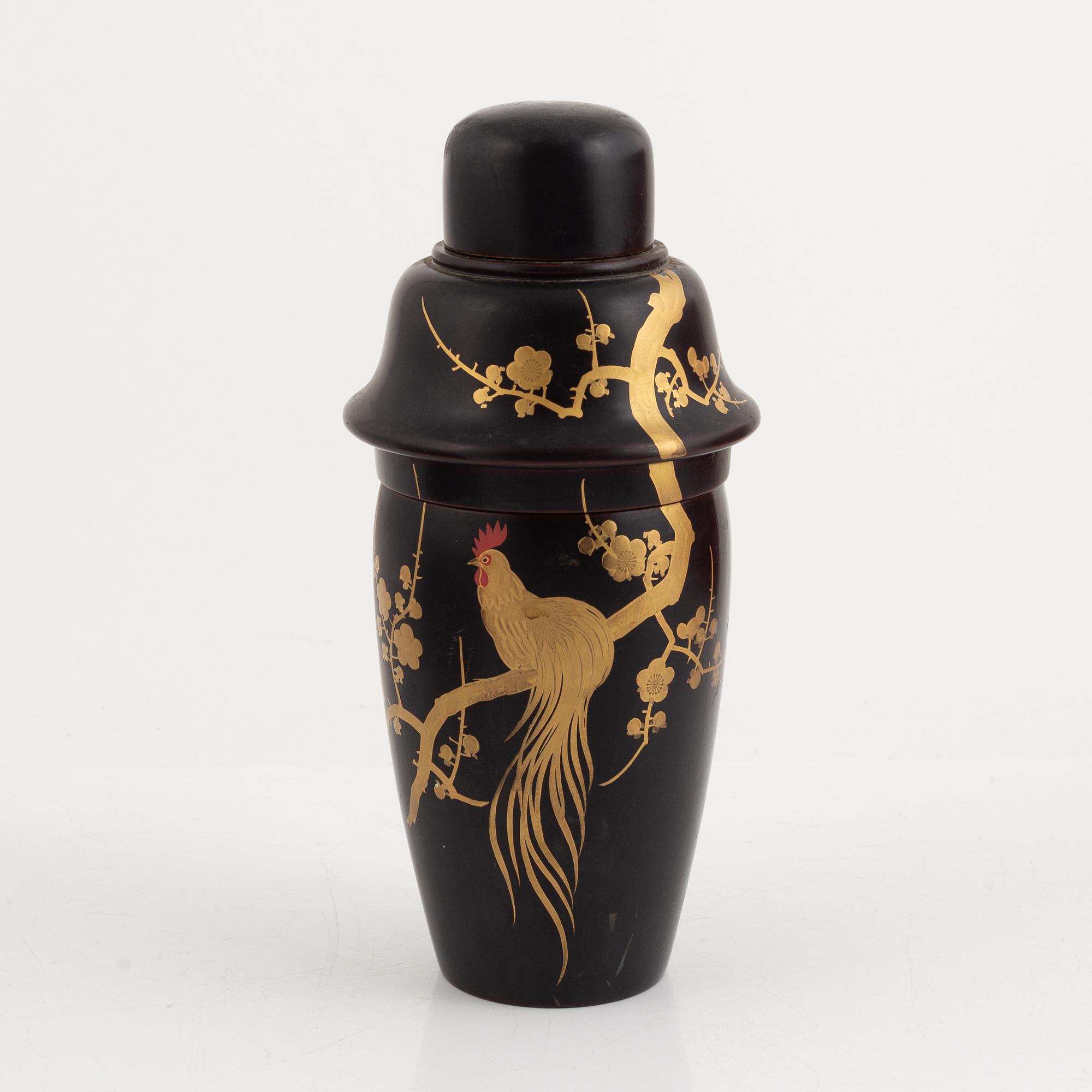A Japanese 27 piece lacquer cocktail set, 20th century.