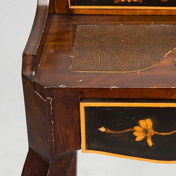 Damskrivbord, Mellaneuropa, 1900-talets första hälft.