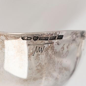 Tapio Wirkkala, two 'TW 4' bowls, Kultakeskus. Hämeenlinna 1955 and 1961.