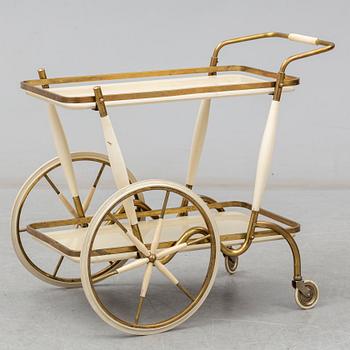 SERVERINGSVAGN, 1900-talets mitt.