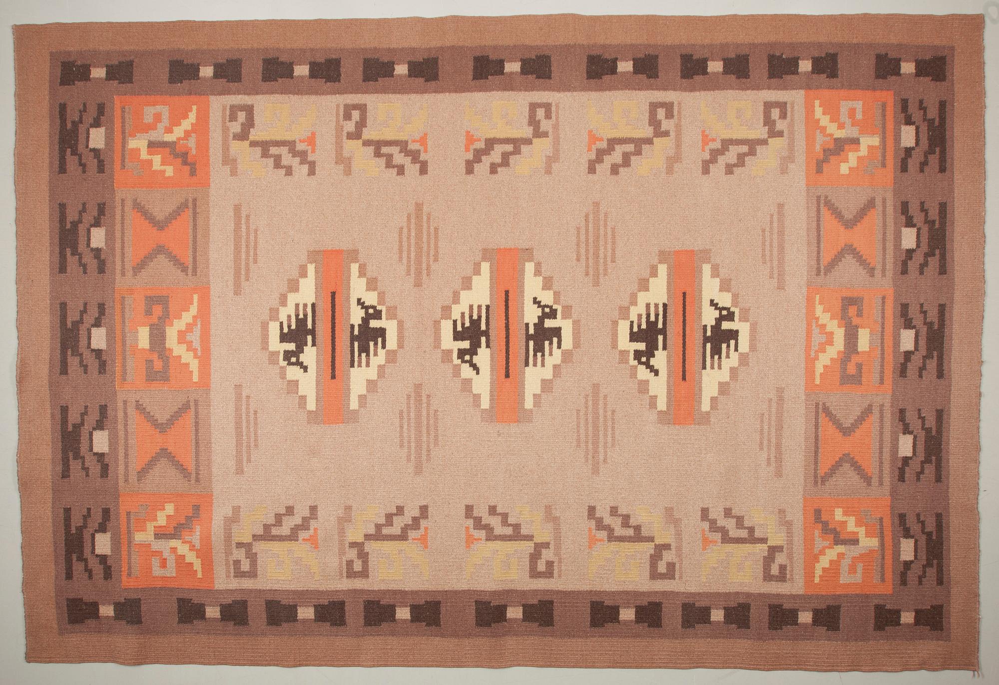 MATTA, funkis. Ca 260x175 cm.