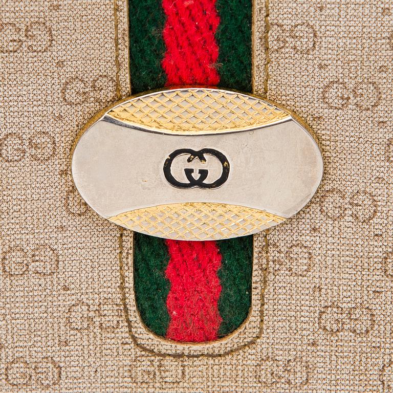 A Vintage Crossbody Bag.