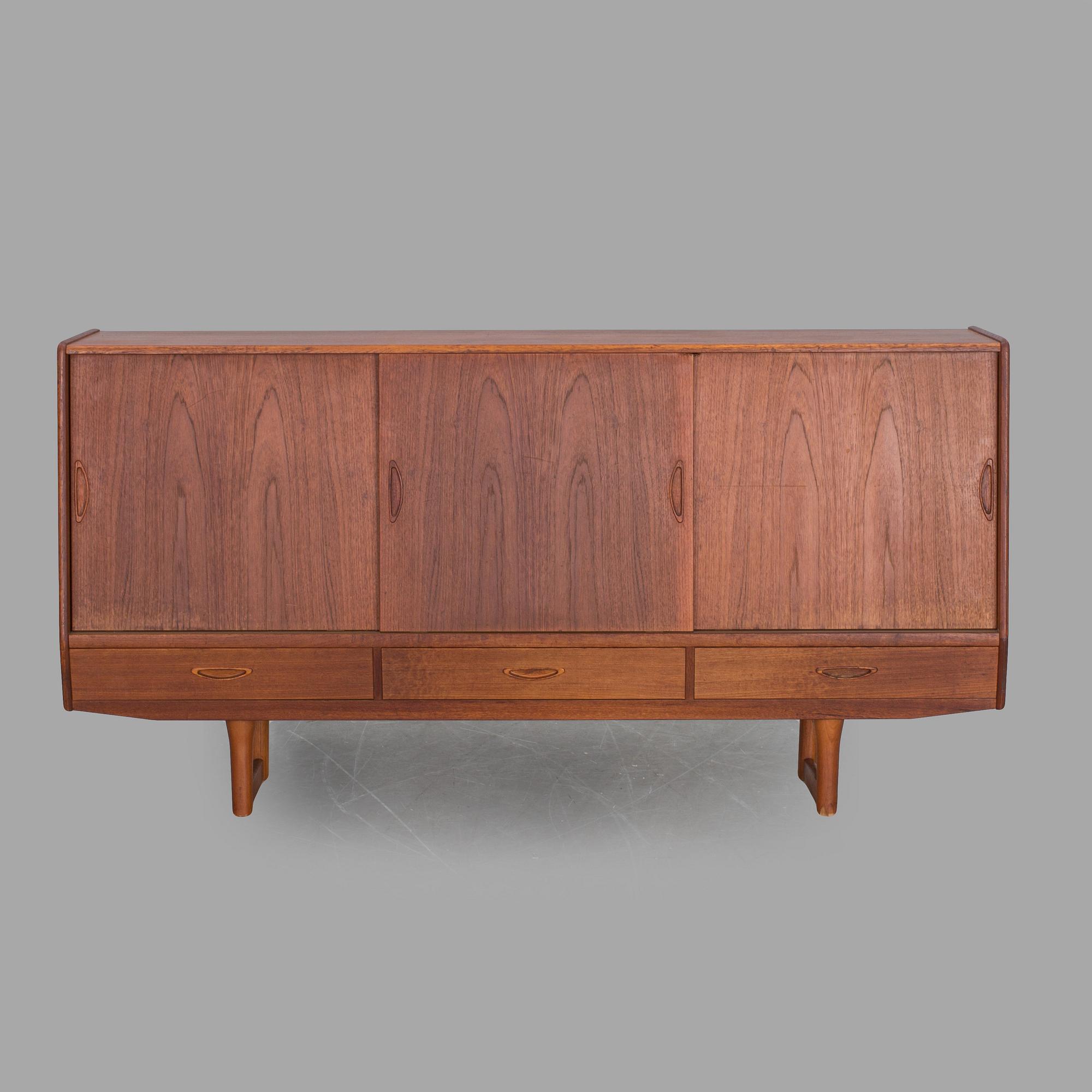SIDEBOARD, teak, 1950-tal.