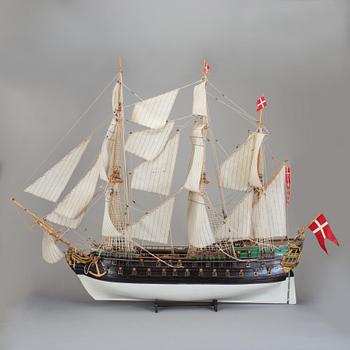 SKEPPSMODELL, med dansk flagg, 1900-tal.