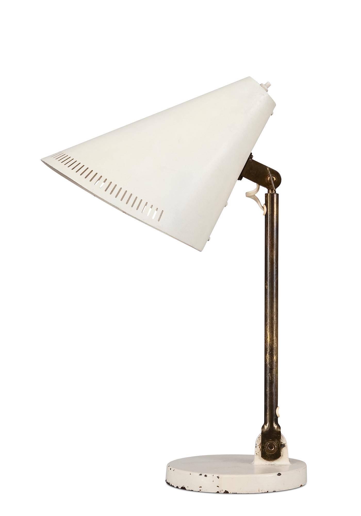Paavo Tynell, A TABLE LAMP.