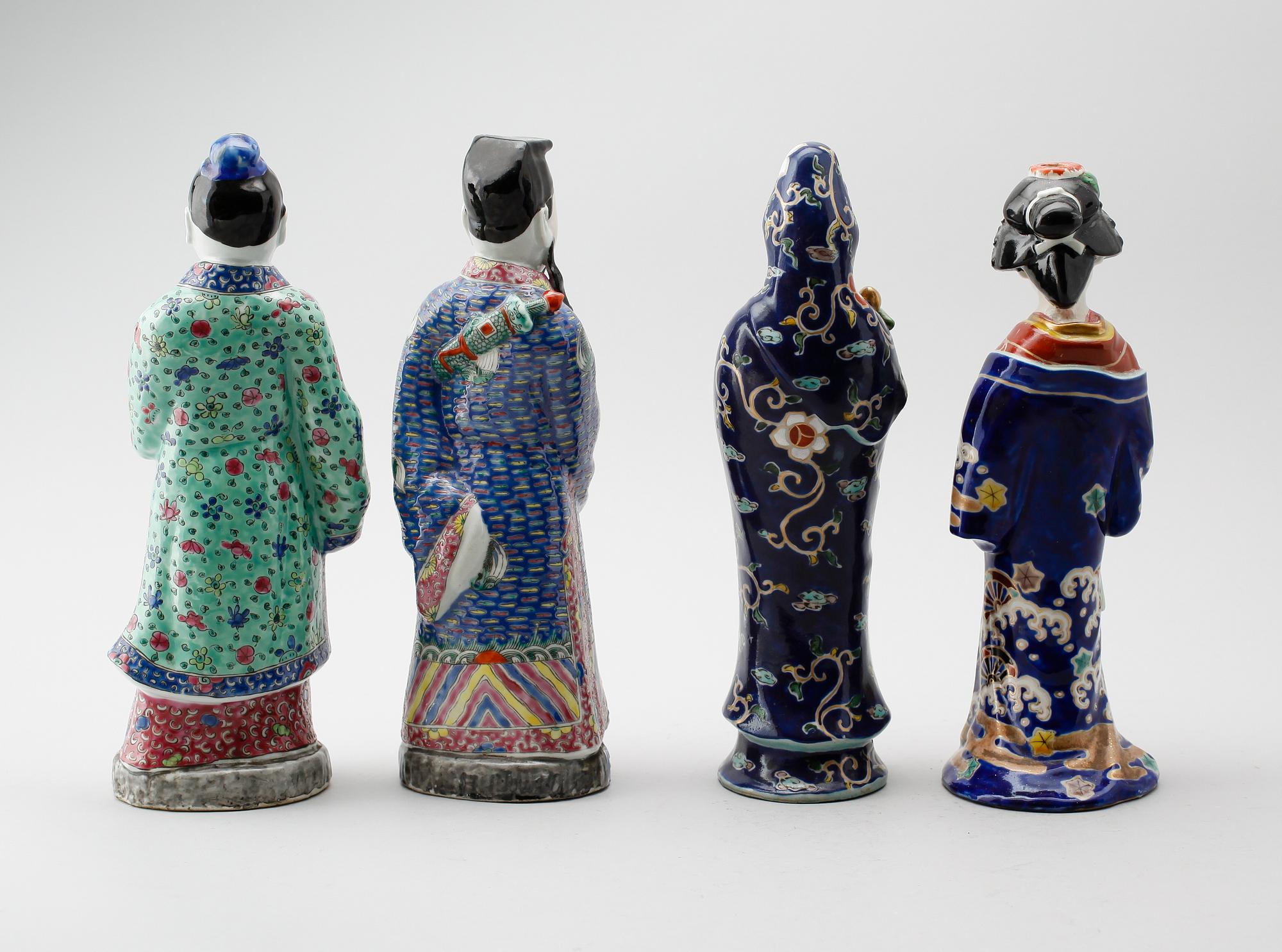 FIGURER, 4 st, ostindiska, 1900-tal.