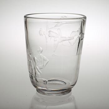 An Erik Höglund engraved glass vase, Boda, 1960's.