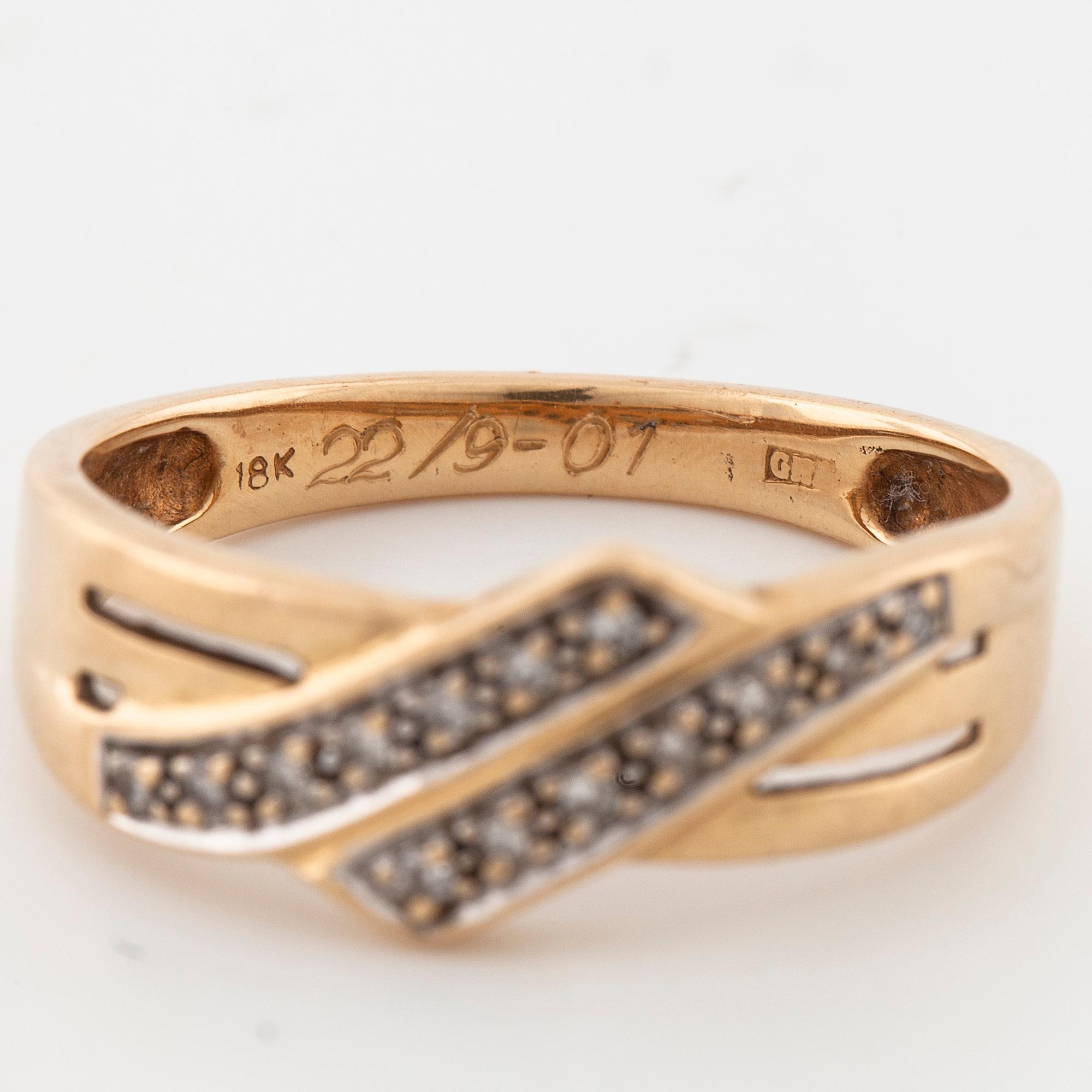 A single cut diamond ring.